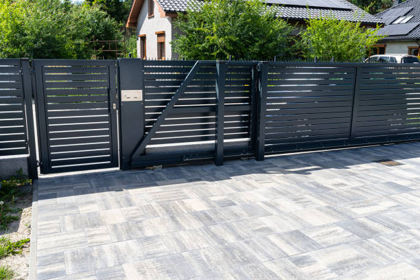 Best Local Driveway Pavers  in Poquonock Bridge, CT